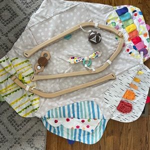 Lovevery Play Gym - gently used!